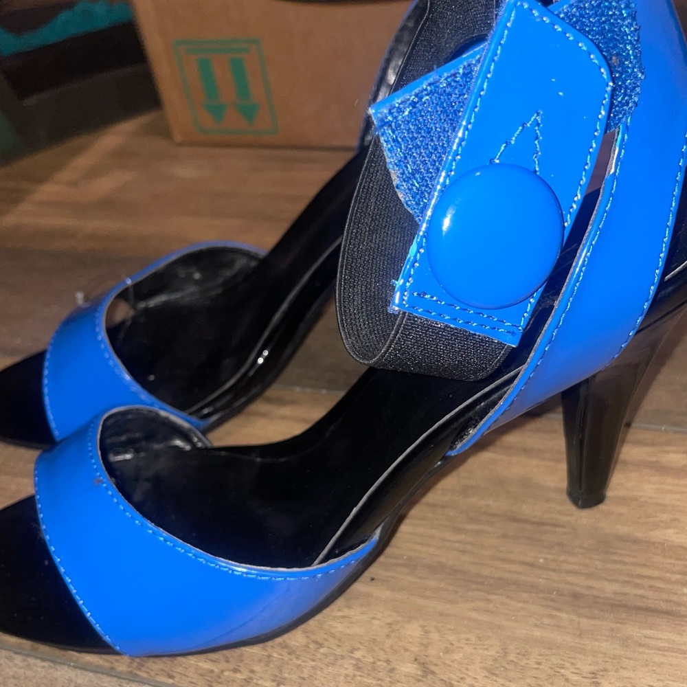 Coach and Four High Heels with Ankle Strap Blue Size 71/2